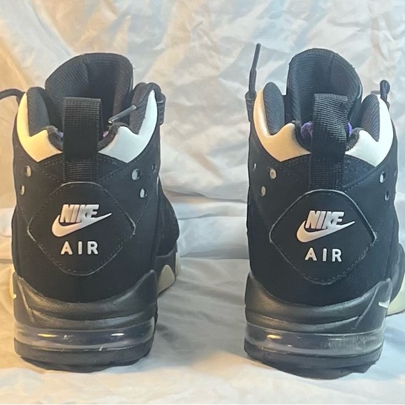 Nike Black and Purple High-Top Sneakers - Picture 4 of 8